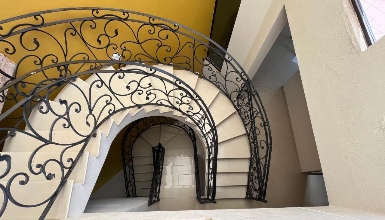 特帕蒂特兰Beautiful Private House In The Downtown With 3 Floors别墅 外观 照片